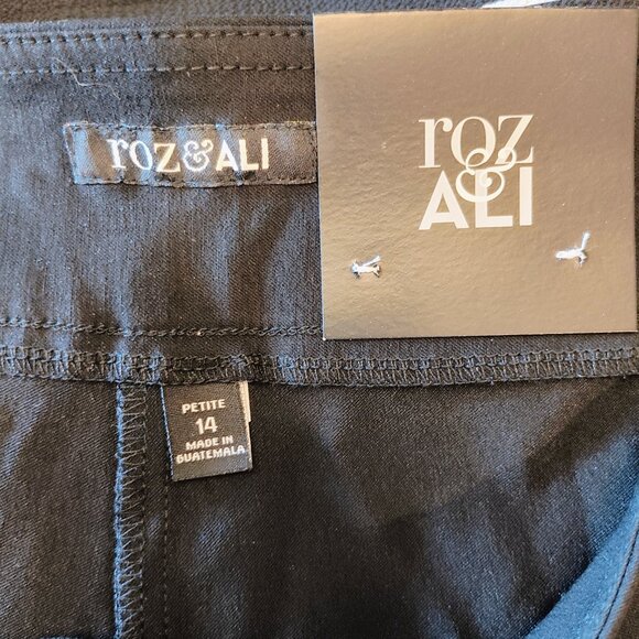 Roz & Ali Classic Fit Ankle Slacks, Size 14 Petite, New with Tags! - Picture 6 of 6